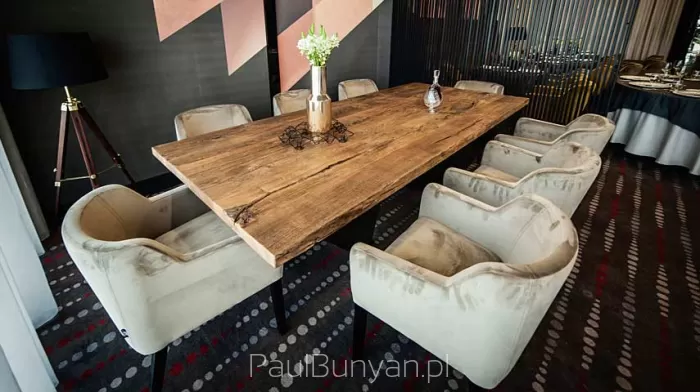 Najpiękniejsze stoły do jadalni i salonu ze starego drewna